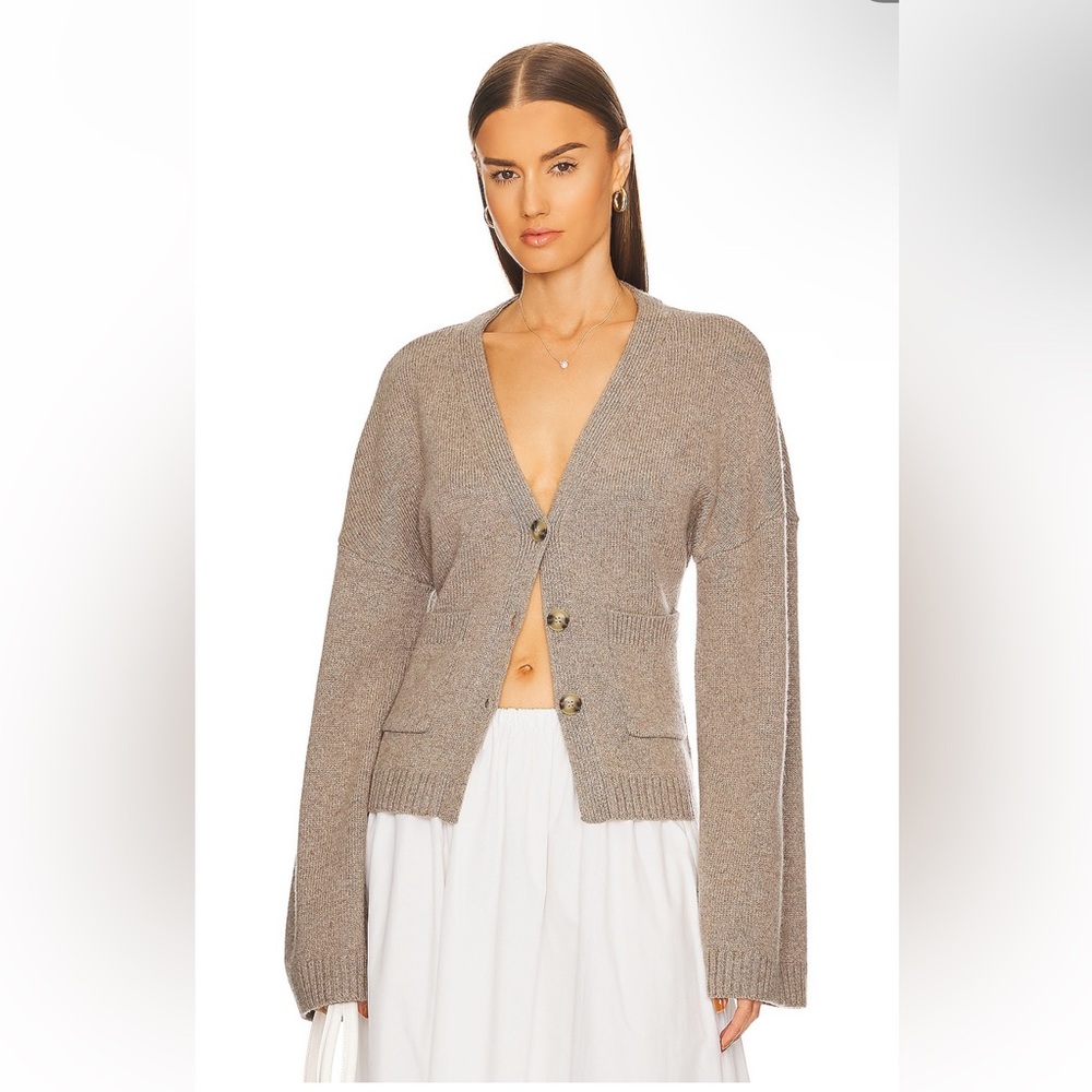 Helsa cardigan size XS in medium taupe